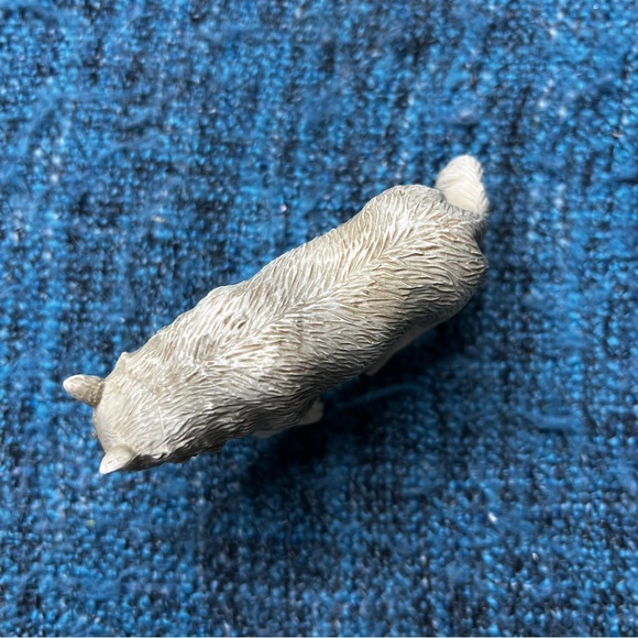 Terra by Battat Wolf Figure in White Grey - Picture 5 of 10